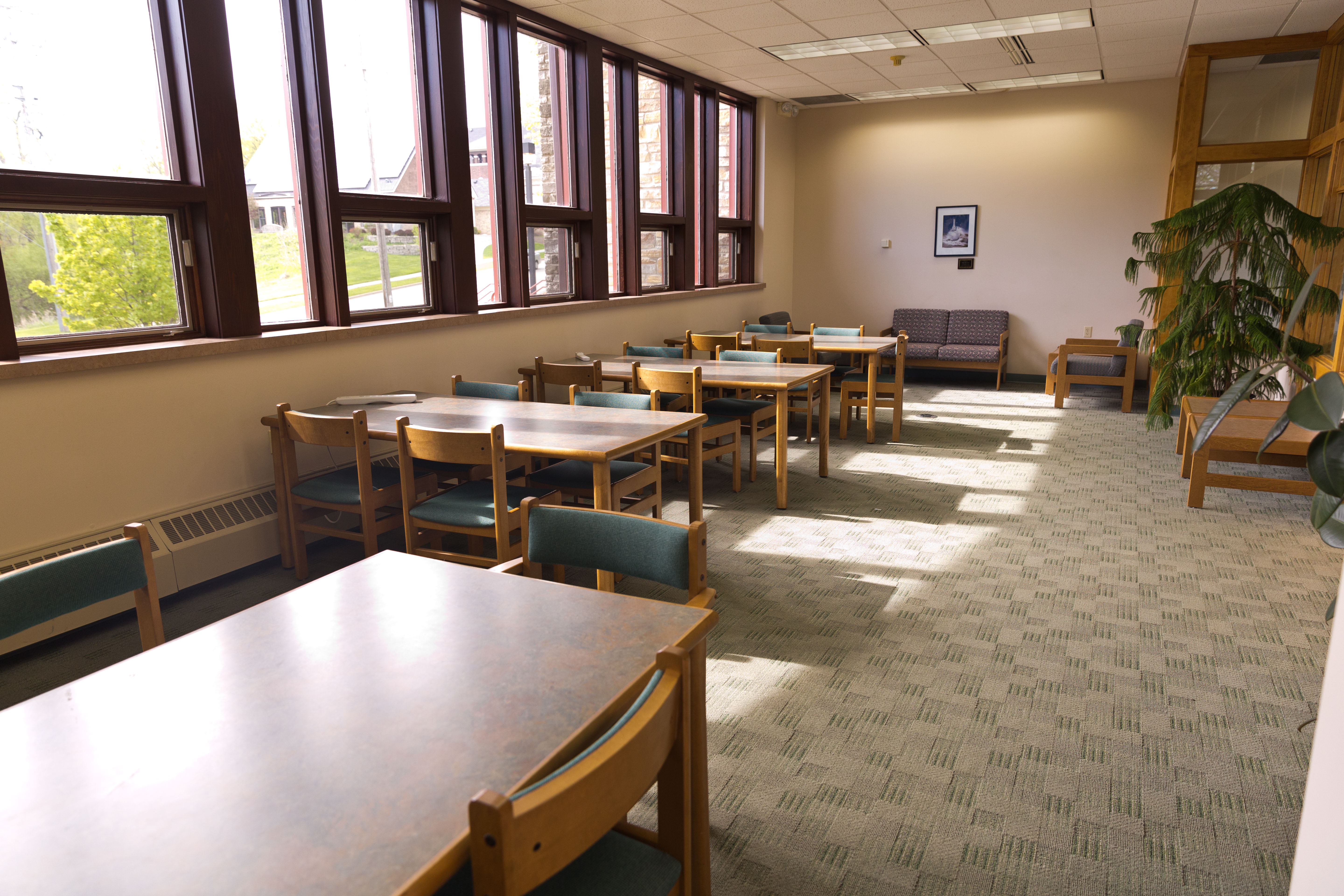 Tables and chairs in the quiet reading room